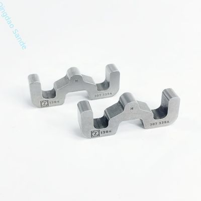 CNC Broaching อะไหล่แม่นยํารถยนต์ สแตนเลส / สับสนธิซิงก์